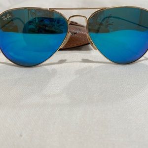 Ray Ban Blue Aviator Flash Lens Matte Gold
